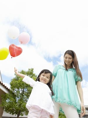 素敵なカラードレスのある福岡のお店