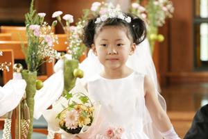 誕生石のエンゲージリングでより深い絆を